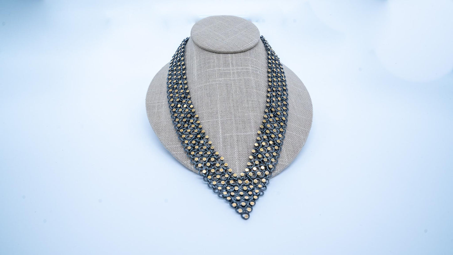 Confetti Grid Collar
